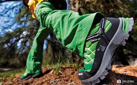 Zapatillas de Trekking y | CAMPZ.es